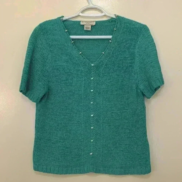 Allison Daley Petite Vintage short sleeve sweater in a  gorgeous green - Picture 1 of 5